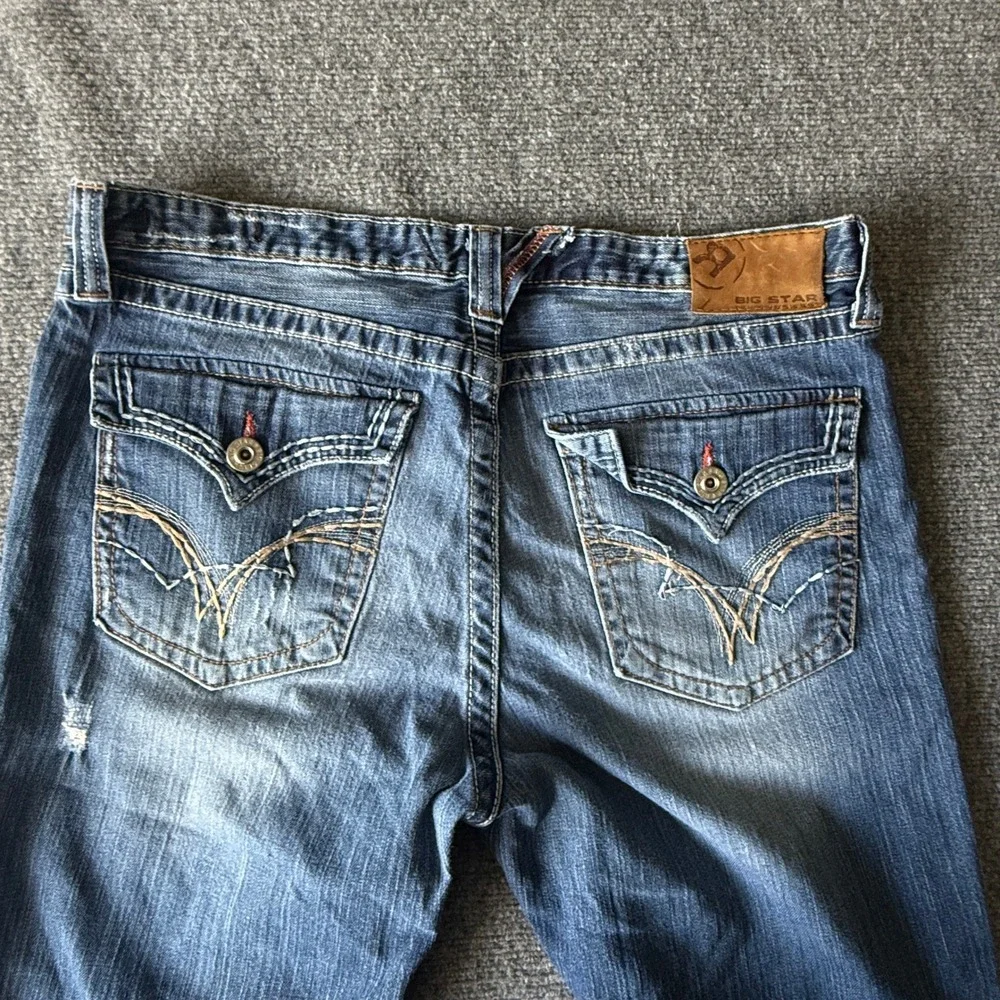 Big Star‎ Pioneer Bootcut Jeans Mens 36L Blue Distressed Frayed Hem Medium Wash